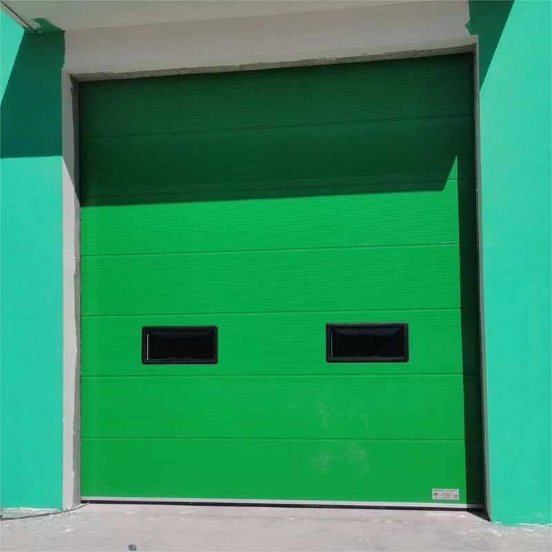 绿色提升门.jpg
